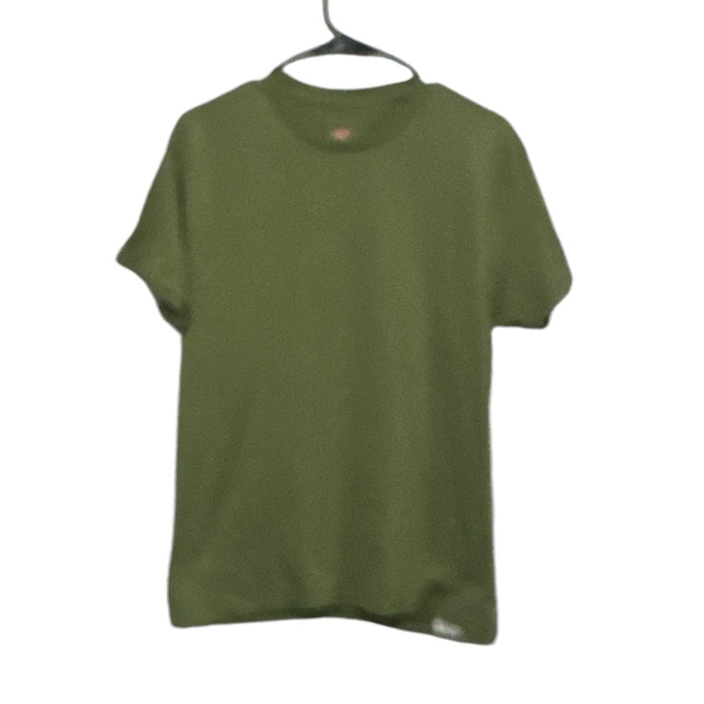 Hanes Medium Green Shirt Sleeve Tee